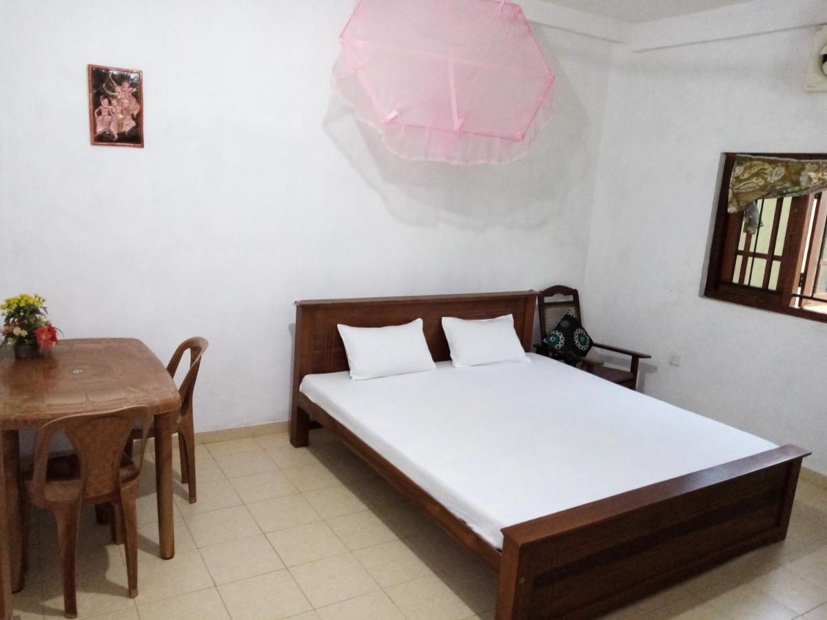 Sunny Side 89 Otel Galle Dış mekan fotoğraf