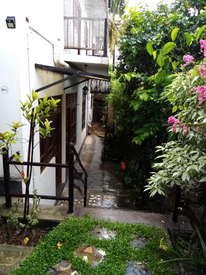 Sunny Side 89 Otel Galle Dış mekan fotoğraf